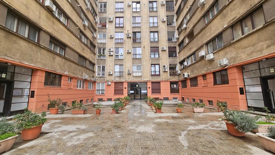 Apartament 4 camere zona P-ta Universitatii, Complet Renovat-Nemobilat - 19