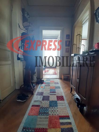 Calea Victoriei, Muzeul National - 8