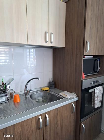 Apartament cu 3 camere în Decebal