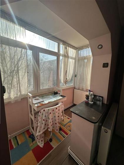 Apartament 3 camere, decomandat, et. intermediar- Nicolina - 11