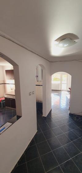 Apartament cu 4 camere Campineanca Focsani - 1