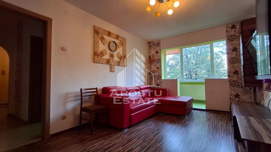 Apartament semidecomandat 3 camere, Miorita - 13