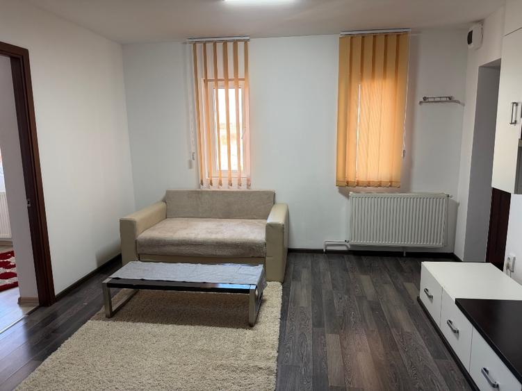 Închiriez apartament 3 camere decomandat pe termen lung - 7