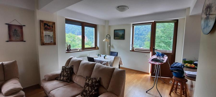 De vanzare in Sinaia apartament 3 camere in vila zona Platoul Izvor - 14