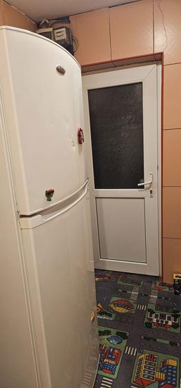 Inchiriez garsoniera la curte - 3