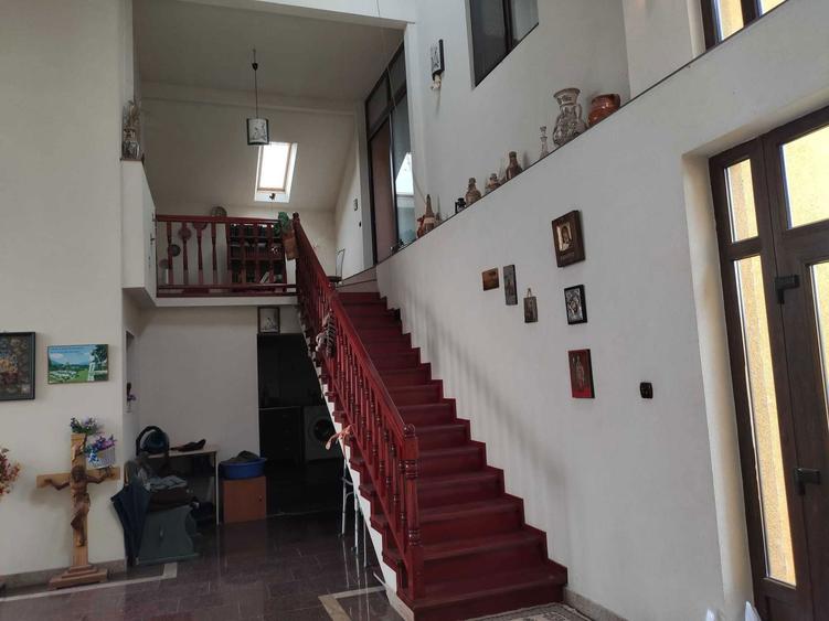 Vila cu gradina si pomi fructiferi 2500mp Dambovita - 1