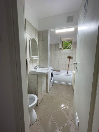 Inchiriez apartament 65 mp bloc turn Marchian 2 camere , complet mb ut - 8