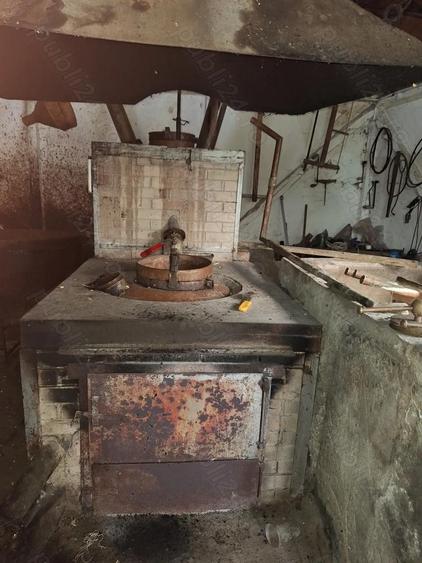 Povarna si magazie de vanzare - 1