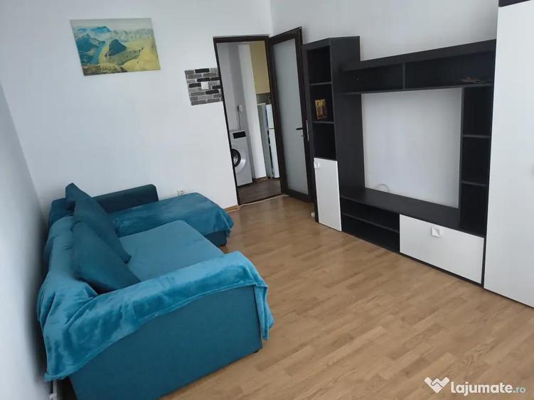 Inchiriez apartament cu o camera renovat recent in zona lini?tita - 1