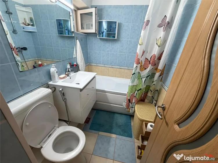 Apartament cu 3 camere decomandat în Ultracentral