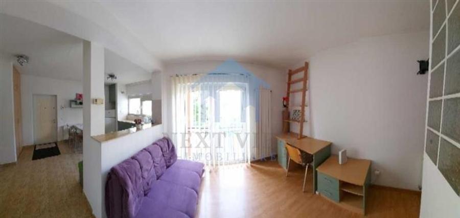 Studio, Plopilor - 5