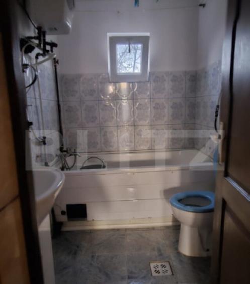 Casuta de vis parter + mansarda, la cheie, 5 camere, 20 km d - 2