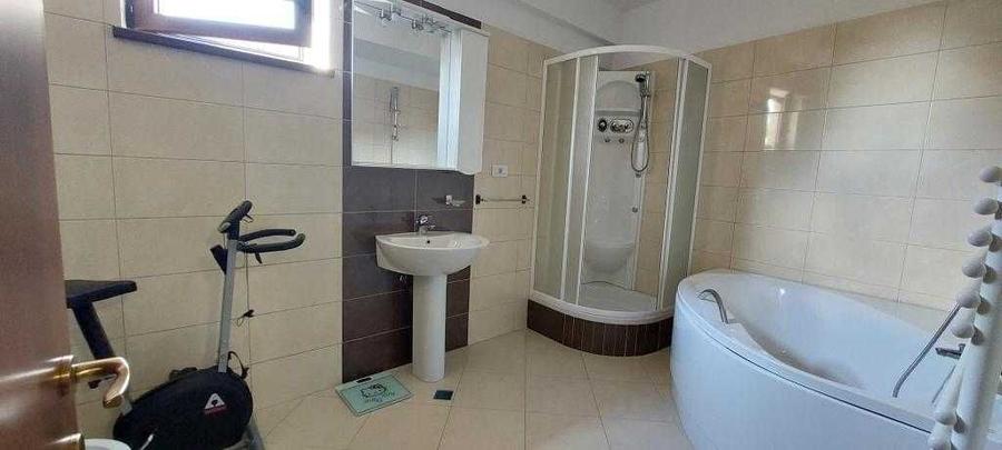 Decomandat,121mp utili+terasa,et 1/5,2 loc parcare subteran si suprateran,mobila - 7