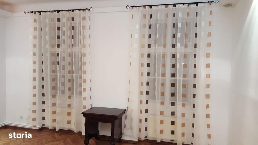 Apartament 3 camere la parter langa Parcul Sub Arini strada Rennes - 9