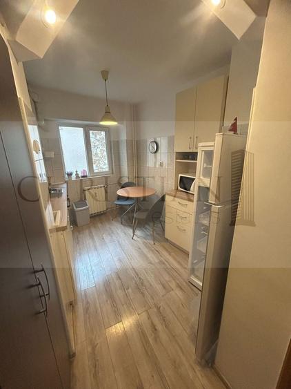 Garsoniera Spatioasa - Mircea Voda 46 - Metrou Timpuri Noi - 1