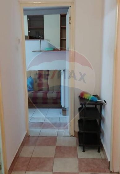 Garsoniera de vanzare ideala ca locuin?a sau spa?iu... - 4