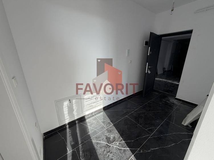 Spatios. Bucatarie inchisa de 10 mp. Disponibil imediat - 9