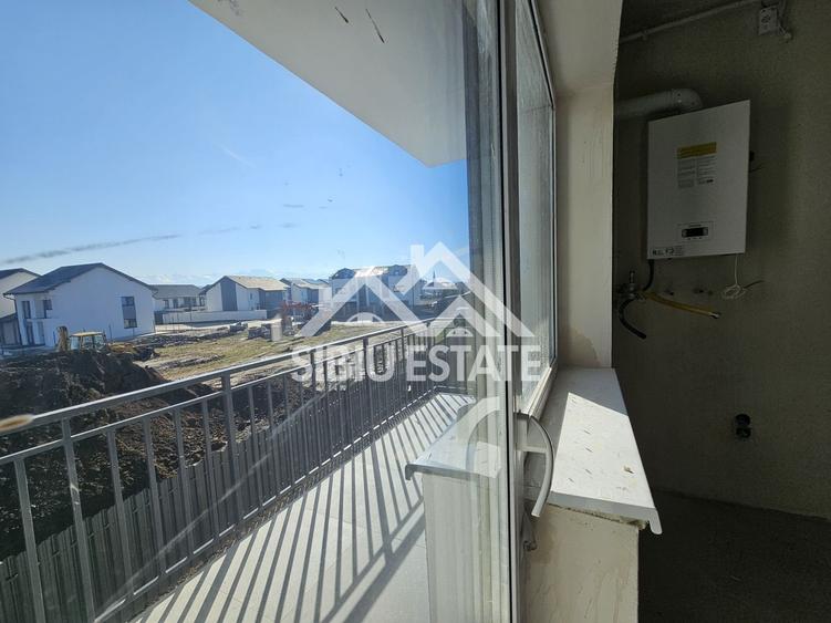 Apartament 3 camere, 2 bai, etaj 1 Selimbar - 8