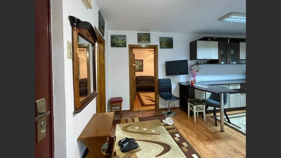 Apartament et.1 3 camere decomandat si 3 balcoane pe Timisorii - 9