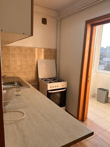 Apartament cu 1 camera, decomandat, zona Podu Ros - 7