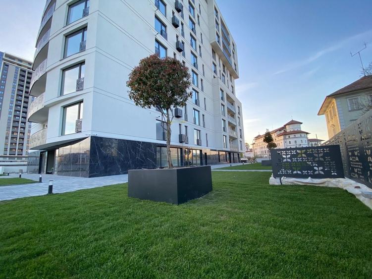 Apartament cu 3 camere decomandat în Take Ionescu