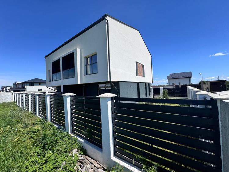 Casa moderna Allegria P+1+M. 5 cam. Util 171mp. Teren 241mp - 32