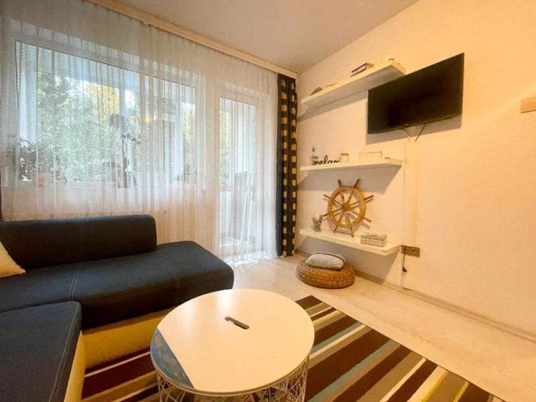 Tomis II, apartament cochet cu 2 camere, mobilat si utilat, etaj 1 - 2