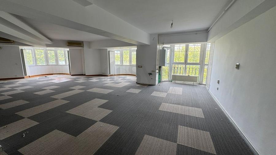 REA1025140 Apartament unic 3 camere Unirii - 2