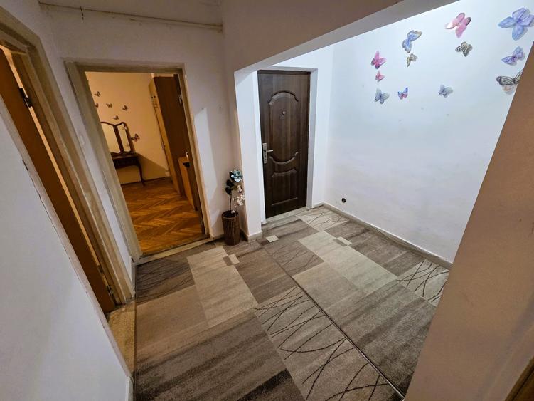 Apartament 3 camere cu Balcon - STR VICTORIEI - 3