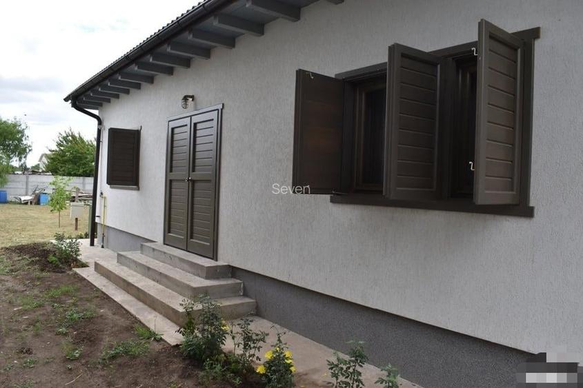 Casa la sol - 3 camere - Cumpana - 200.000 euro (Cod E11)
