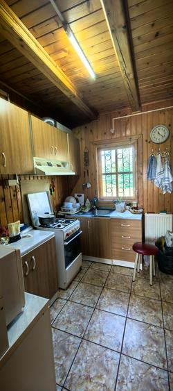 Casa Breaza , zona centrala , 500mp teren drept ,toate utilitatile - 4