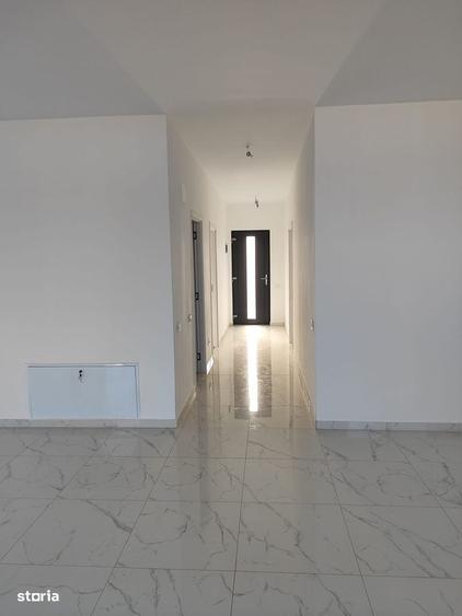 Casă cu 3 camere cu Teren 427 Mp în Berceni