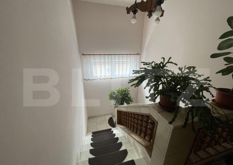 Casa, 211mp, Zona Piata Mica - 2