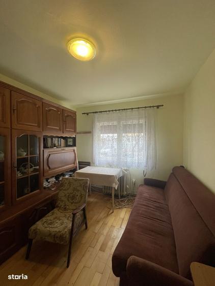 Apartament cu 4 camere, parter, orientare buna - 6