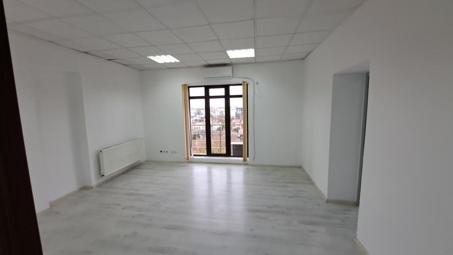 SPATIU BIROU- CLADIRE BIROURI PREMIUM- COSTURILE UTILITATILOR SUNT INCLUSE - 17