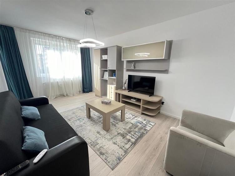 Apartament modern 3 camere si balcon etaj 2 zona Strand - 6