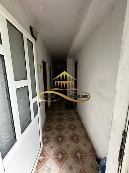 Casă individuală P+M &icirc;n cartierul CFR Bacău 500 mp teren - 17