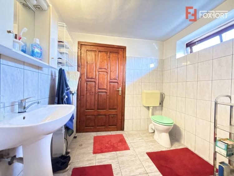 Casa individuala cu 6 camere de vanzare in localitatea Sacalaz, zona Centrala - 27