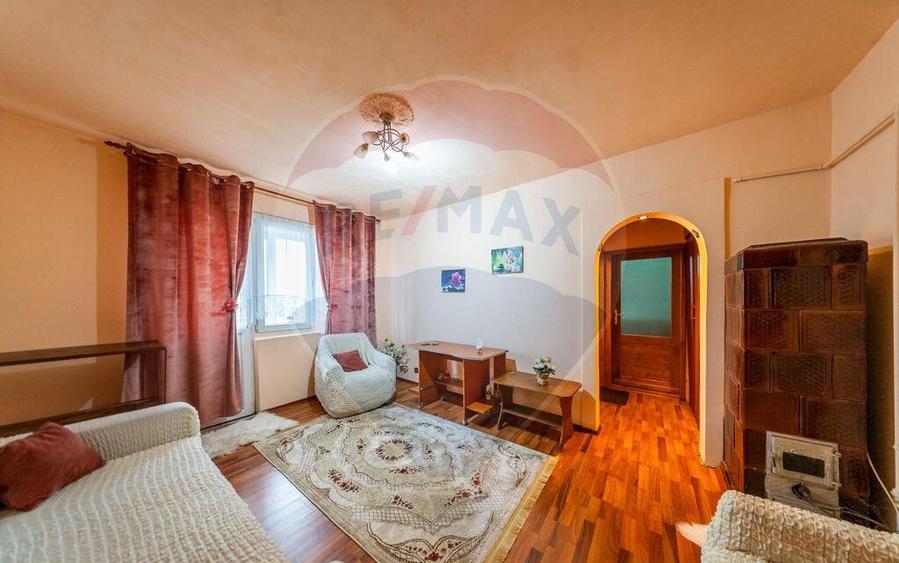 Apartament de vanzare 3 camere Chisineu Cris - 4