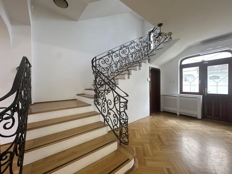 Imobil cu curte - Inchiriere - D+P+Etaj+Mansarda - Floreasca - 2