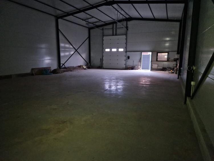 Hală industrială modernă de închiriat | 200 mp | Înălțime 5 m - 7