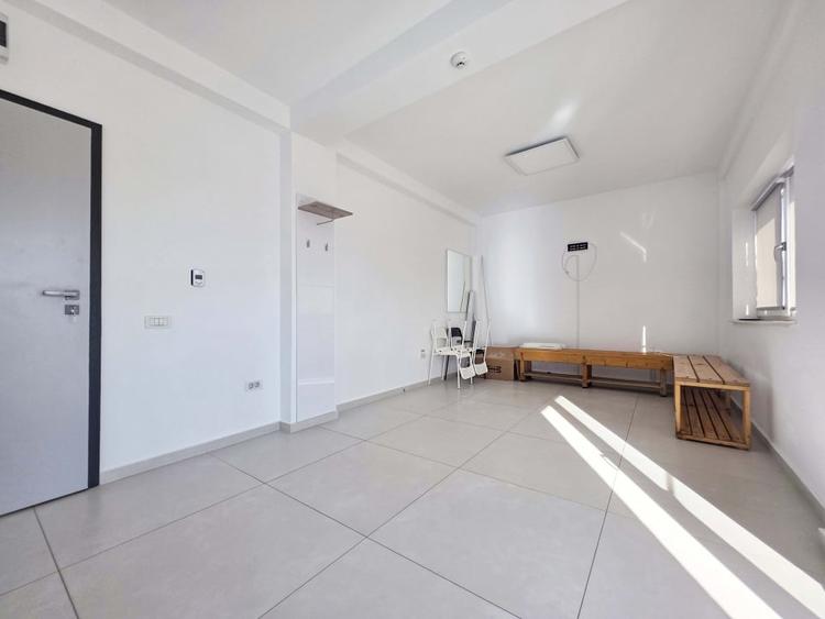 Cumpana, Spatii de inchiriat pentru diverse activitati, Bazin de inot apa sarata - 7