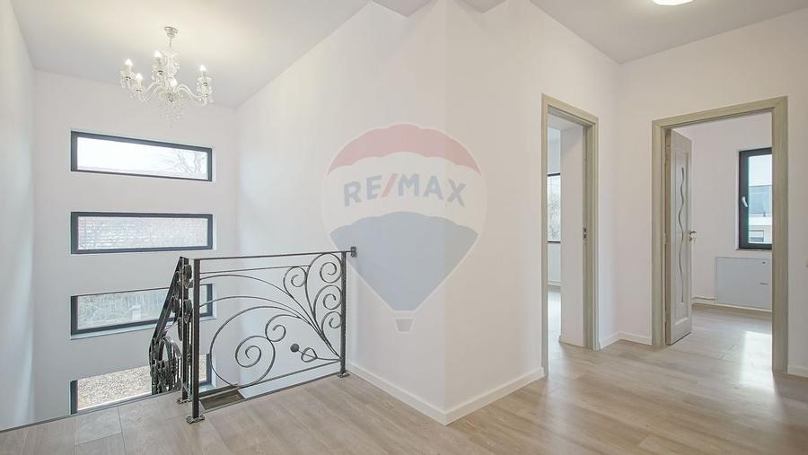 Casă / Vilă cu 5 camere de vânzare în zona Bunloc - 17
