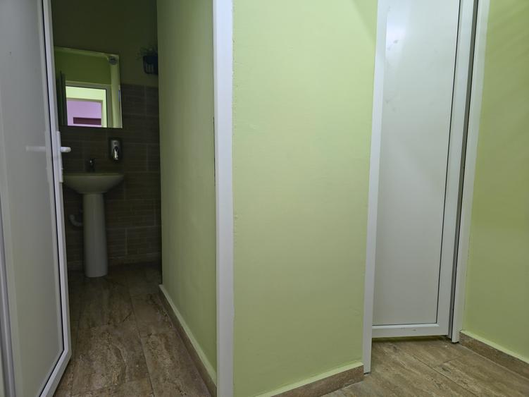 Faleză Nord  Clădire birouri cu 25+ încăperi  Afacere la cheie complet închiriat - 18