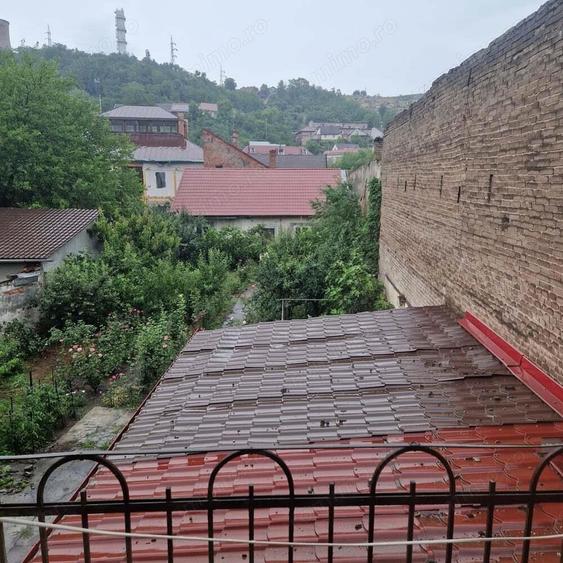 Casa cu etaj ID 1203 - 9