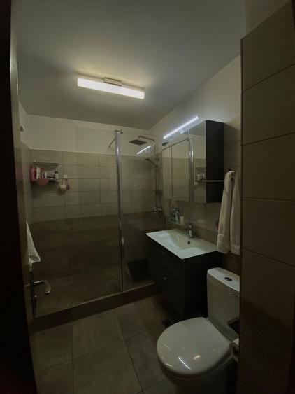 Apartament cu 3 camere decomandat în Militari