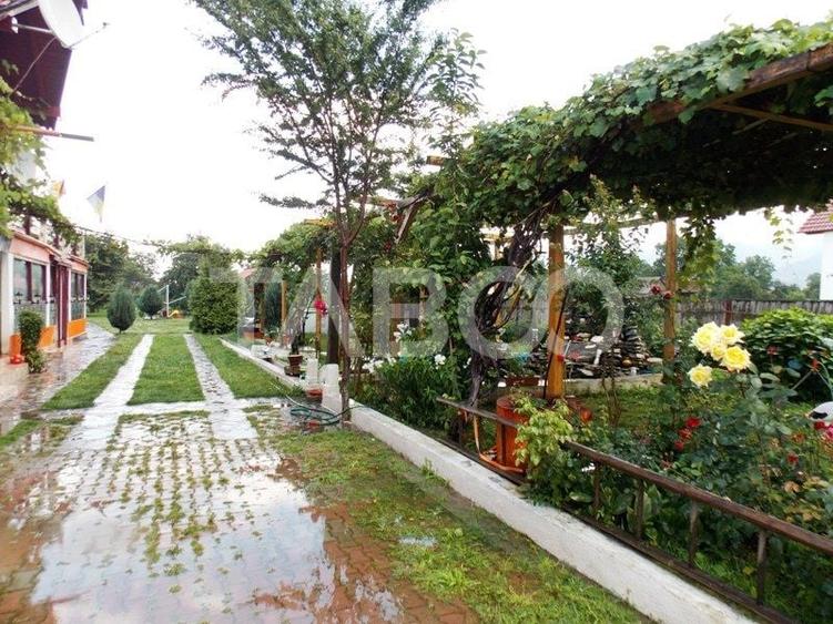 Pensiune la cheie 13 camere  15 locuri parcare si teren 3000 mp - 14