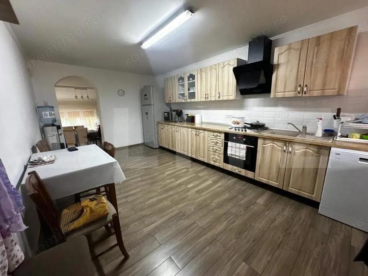 Casa spa?ioasa, aproape de centru, intr-o zona excelenta din Sebe? - 20