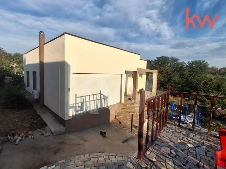 Dubla oportunitate intr-o singura achizitie, langa Primarie Carcea - 2