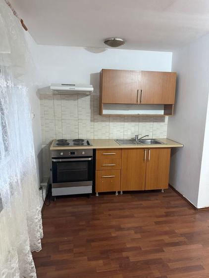 Inchiriez apartament Tecuci - 2